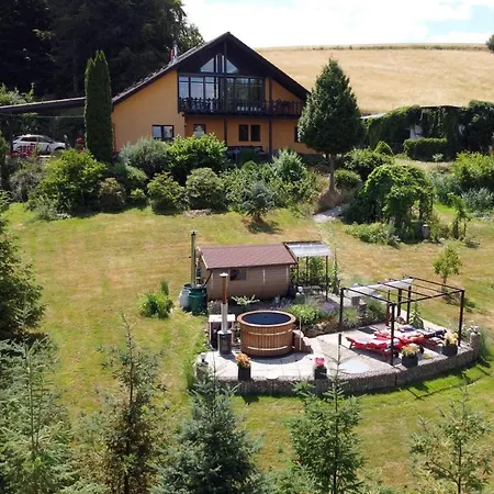 Sylvias Ranch Apartment